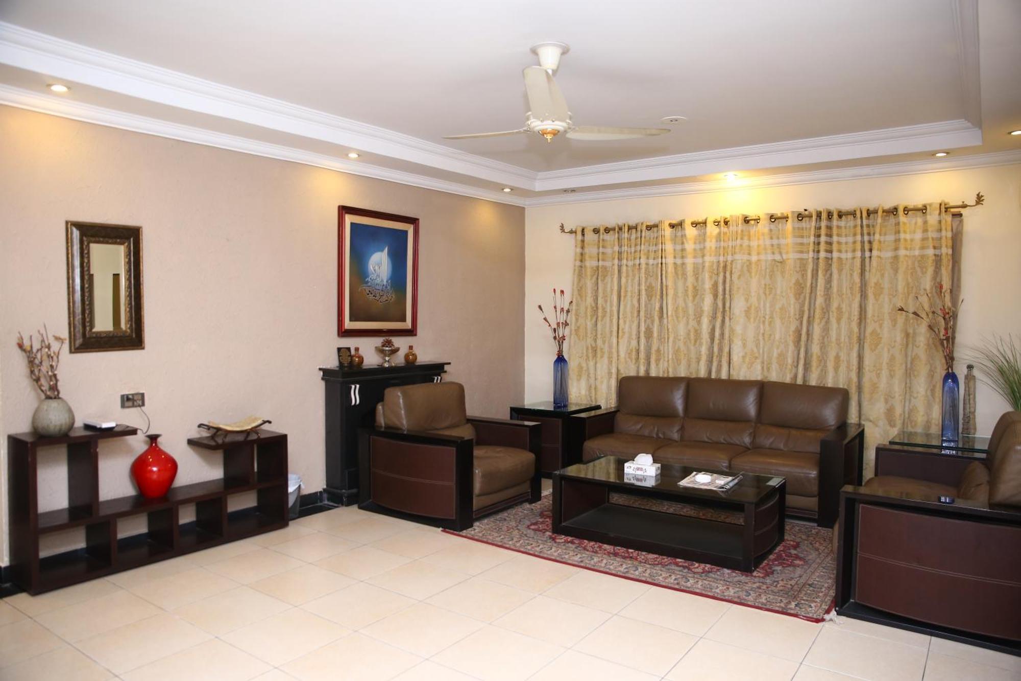 Hotel Safari Club 3 Bahria Town Rawalpindi Zewnętrze zdjęcie